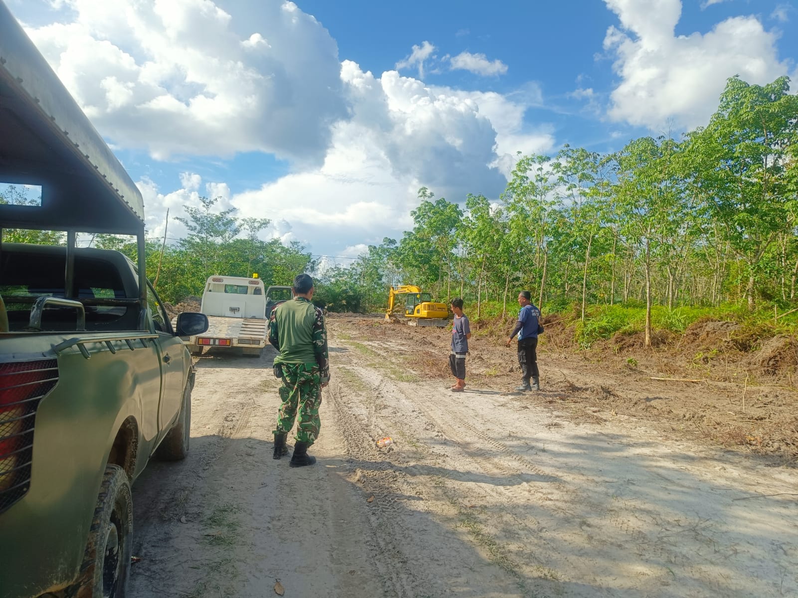 TMMD Ke-128 Kodim 1014/Pbn Bawa Semangat Baru bagi Kemajuan Desa Sungai Hijau