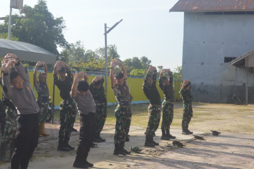 Semangat dan Stamina Prima, Satgas TMMD Ke-128 Kodim 1014/Pbn Rutin Jaga Kebugaran