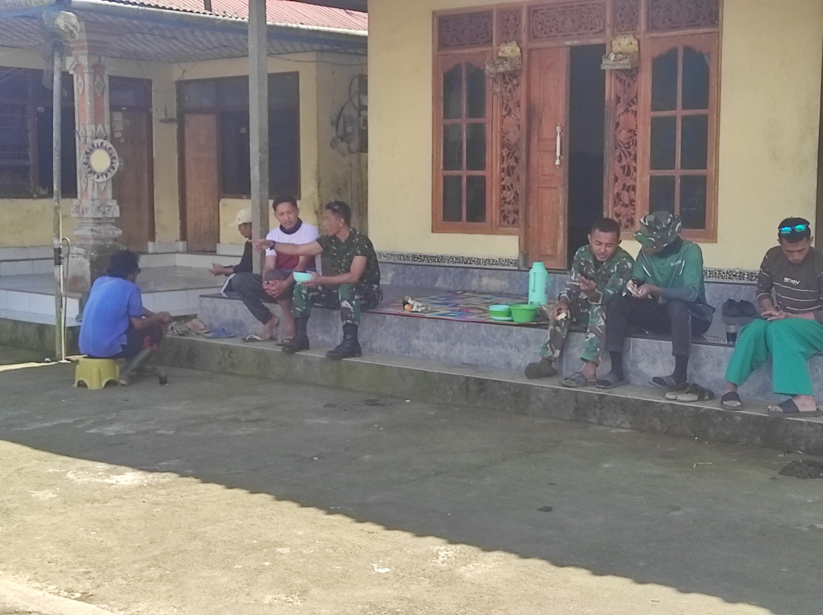Anjangsana Satgas TMMD Tanamkan Semangat Gotong Royong dan Kepedulian Sosial
