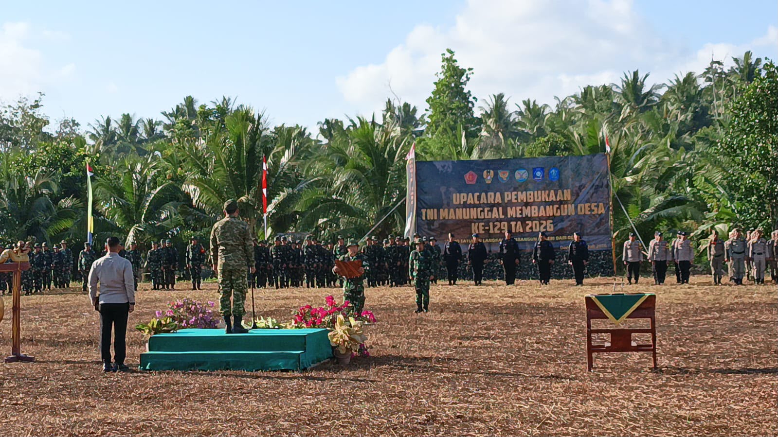 Usai Upacara Pembukaan TMMD Ke-129, Rombongan Forkopimda Langsung Tinjau Sasaran Fisik dan Non-Fisik di Desa Deniang