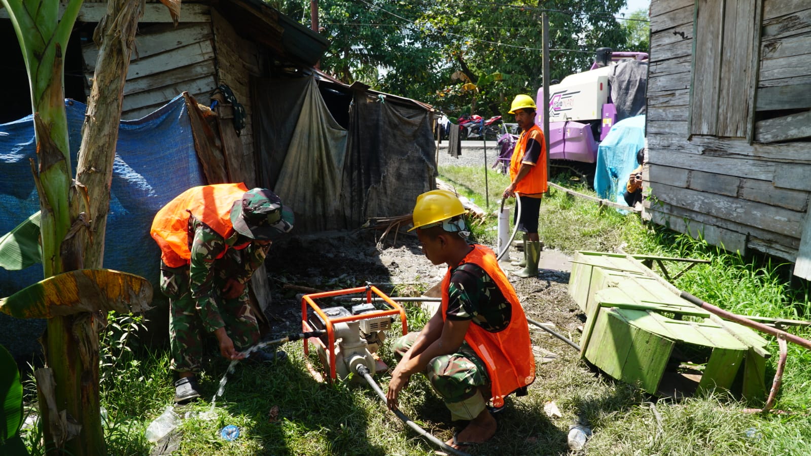 Satgas TMMD Ke-129 Optimalkan Kualitas Air Lewat Tahap Pengurasan Sumur Bor