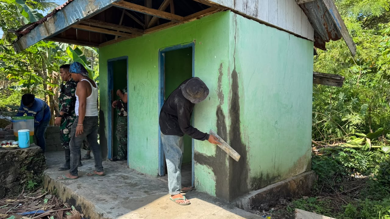 Pembangunan MCK di SDN Pulau Dua Terus Berjalan, Dukung Sanitasi Siswa