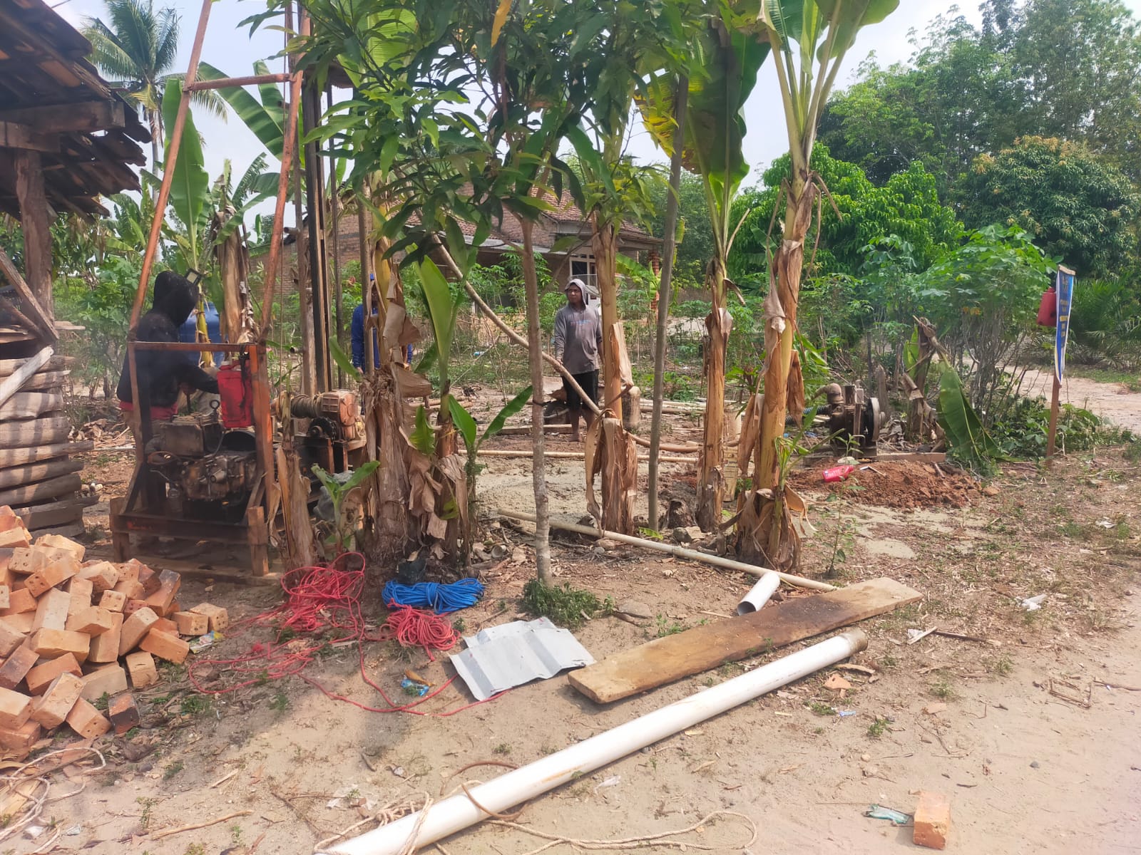 Pembangunan Sumur Bor di Way Kanan Tingkatkan Kualitas Hidup Masyarakat Desa