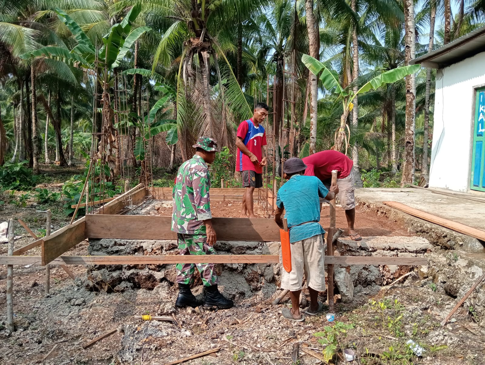 Satgas TMMD Kodim 1512/Weda Ciptakan Fasilitas Ibadah untuk Kenyamanan Masyarakat Kacepi