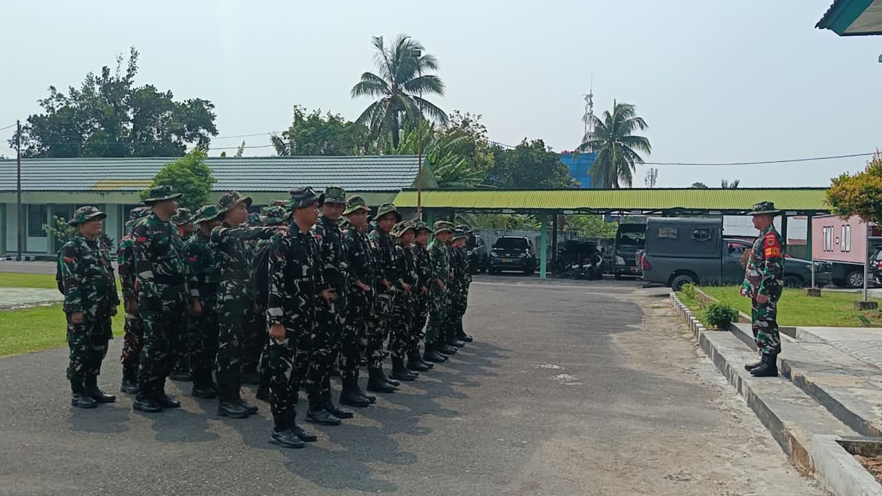Kolonel Azhari Ajak Prajurit TMMD ke-130 Utamakan Keselamatan dan Hubungan Baik