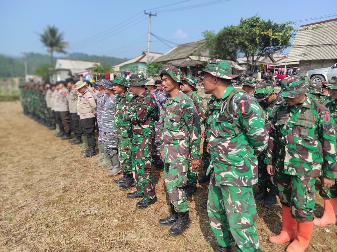 Satgas TMMD ke-130 Siapkan Renovasi Rumah Warga Usai Apel Bersama di Citorek Barat