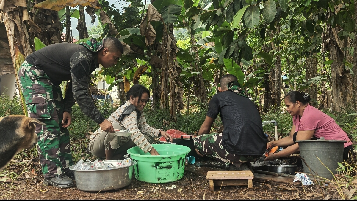 Warga Dusun Seri Gembira Terlibat Dalam Program TMMD Kodim 1504 Ambon