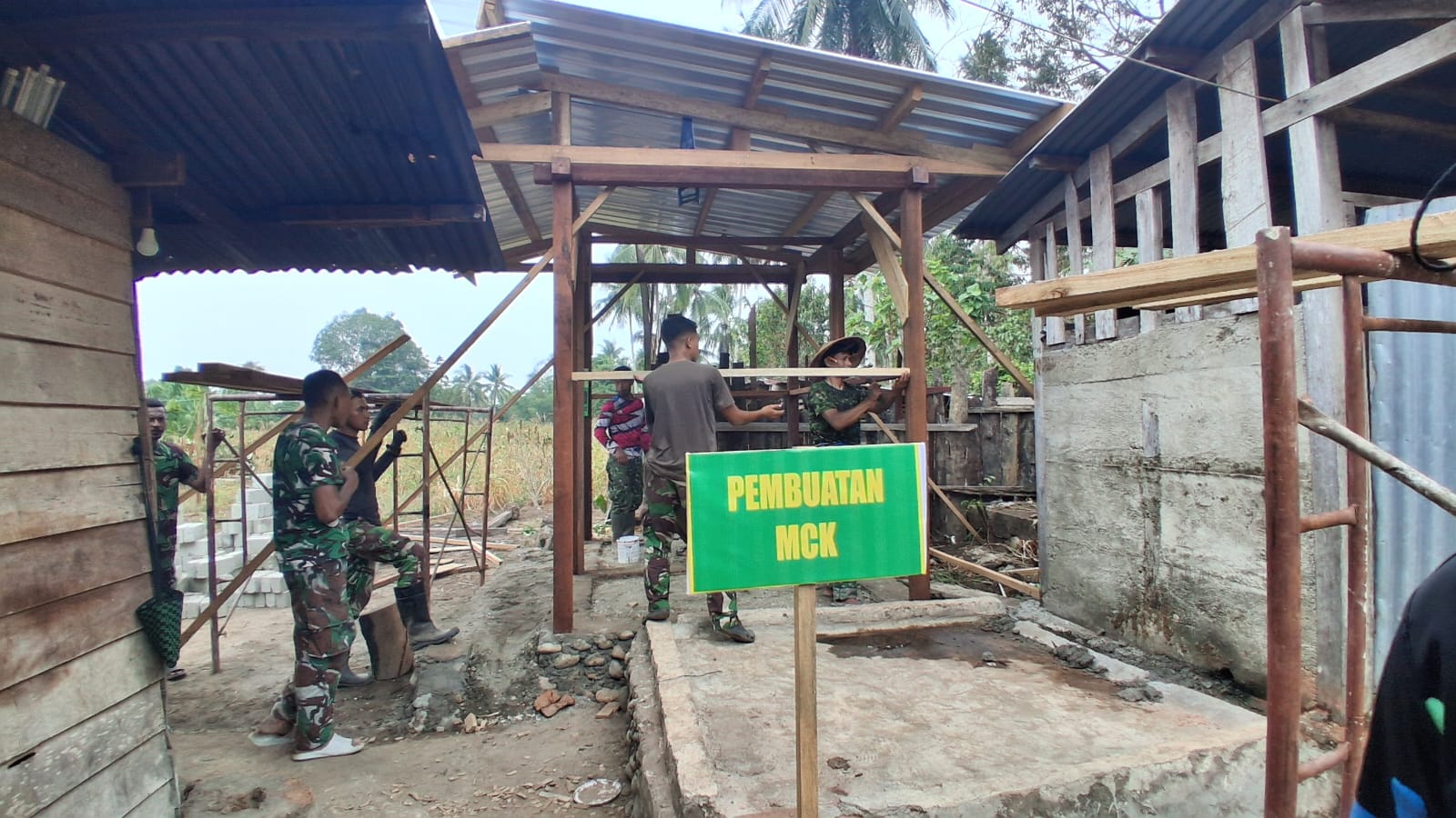 Kerja Keras TNI dan Warga: TMMD ke-130 Mewujudkan Pembangunan di Nabire