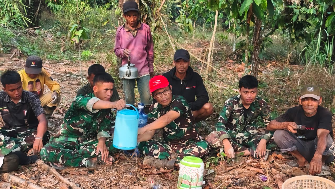 Membangun Kehangatan Sosial Melalui Program TMMD Kodim 1403/Palopo di Luwu Timur