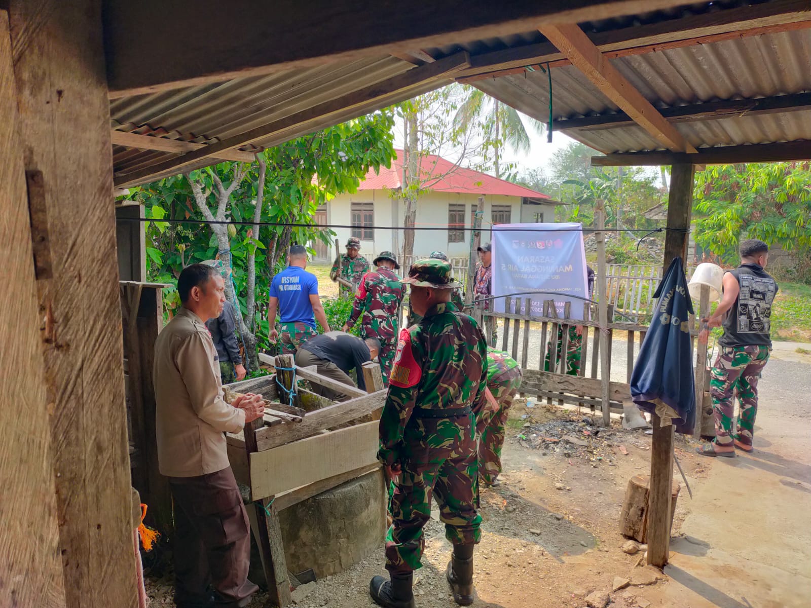 Pembangunan Sumur Pompa TNI di Desa Soe untuk Tingkatkan Kualitas Hidup Warga