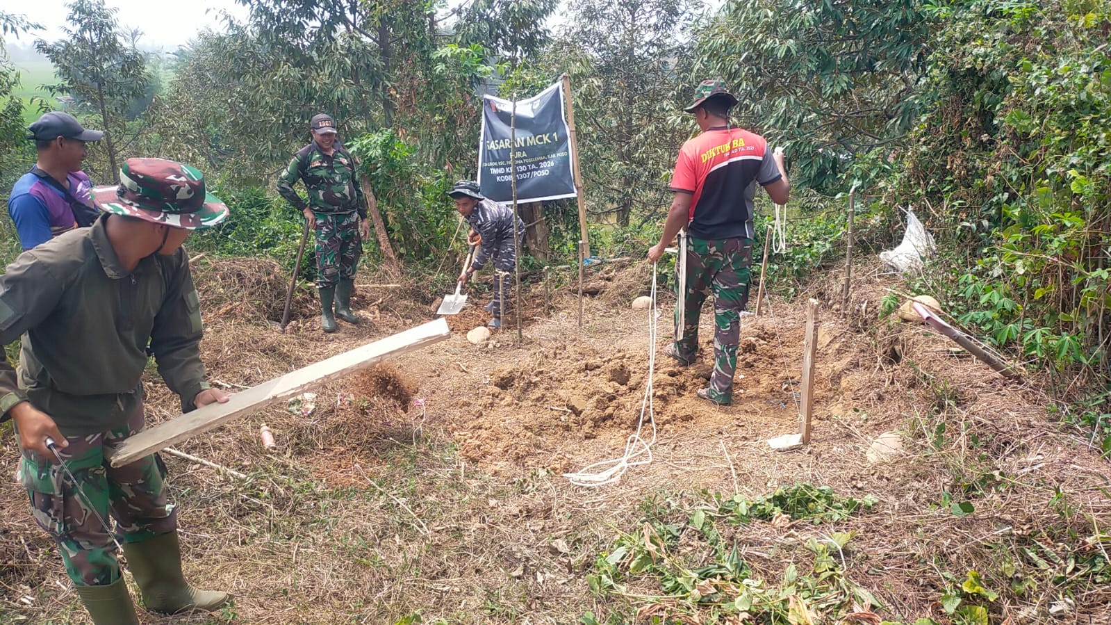 Masyarakat Desa Leboni Dapatkan Fasilitas MCK Baru dari Proyek TMMD
