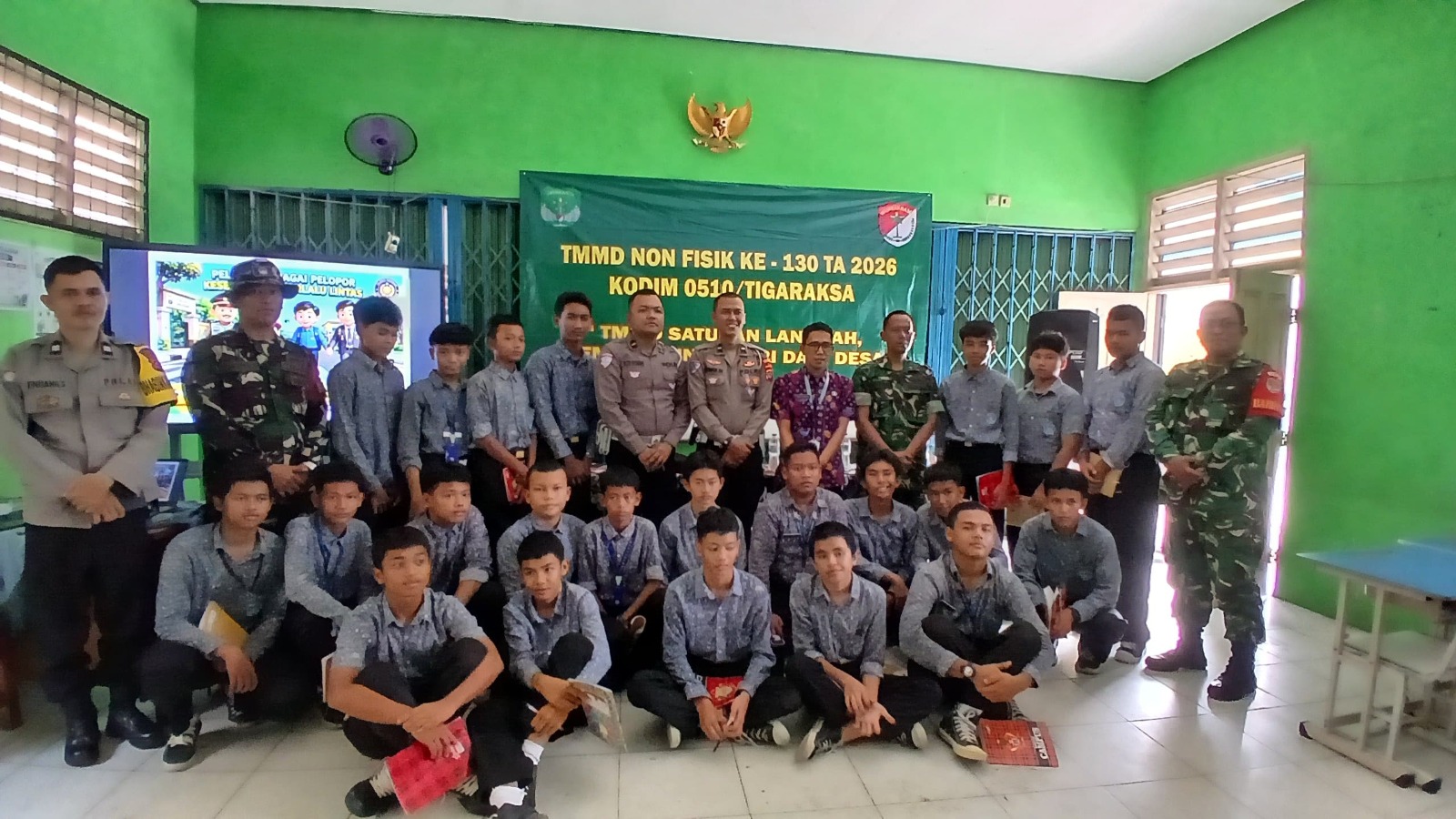 TMMD ke-130 Berikan Edukasi Keselamatan Lalu Lintas untuk Siswa SMP di Tigaraksa