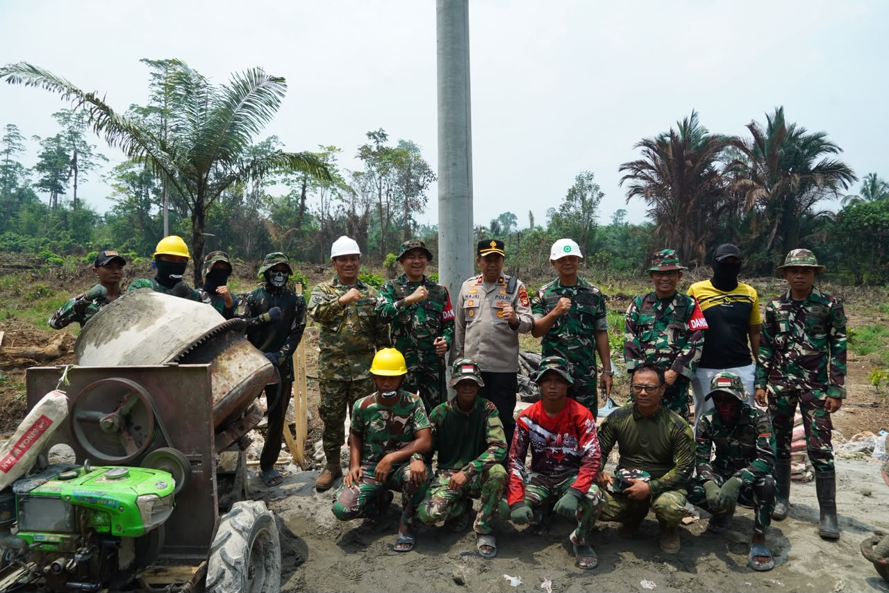 Pembangunan Infrastruktur TMMD ke-130 di Luwu Timur Dapatkan Sorotan Bupati