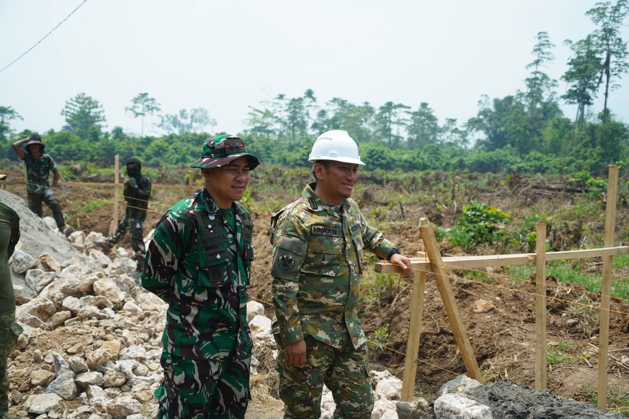Peningkatan Elevasi Jalan Parumpanai untuk Jamin Akses Lancar Saat Hujan